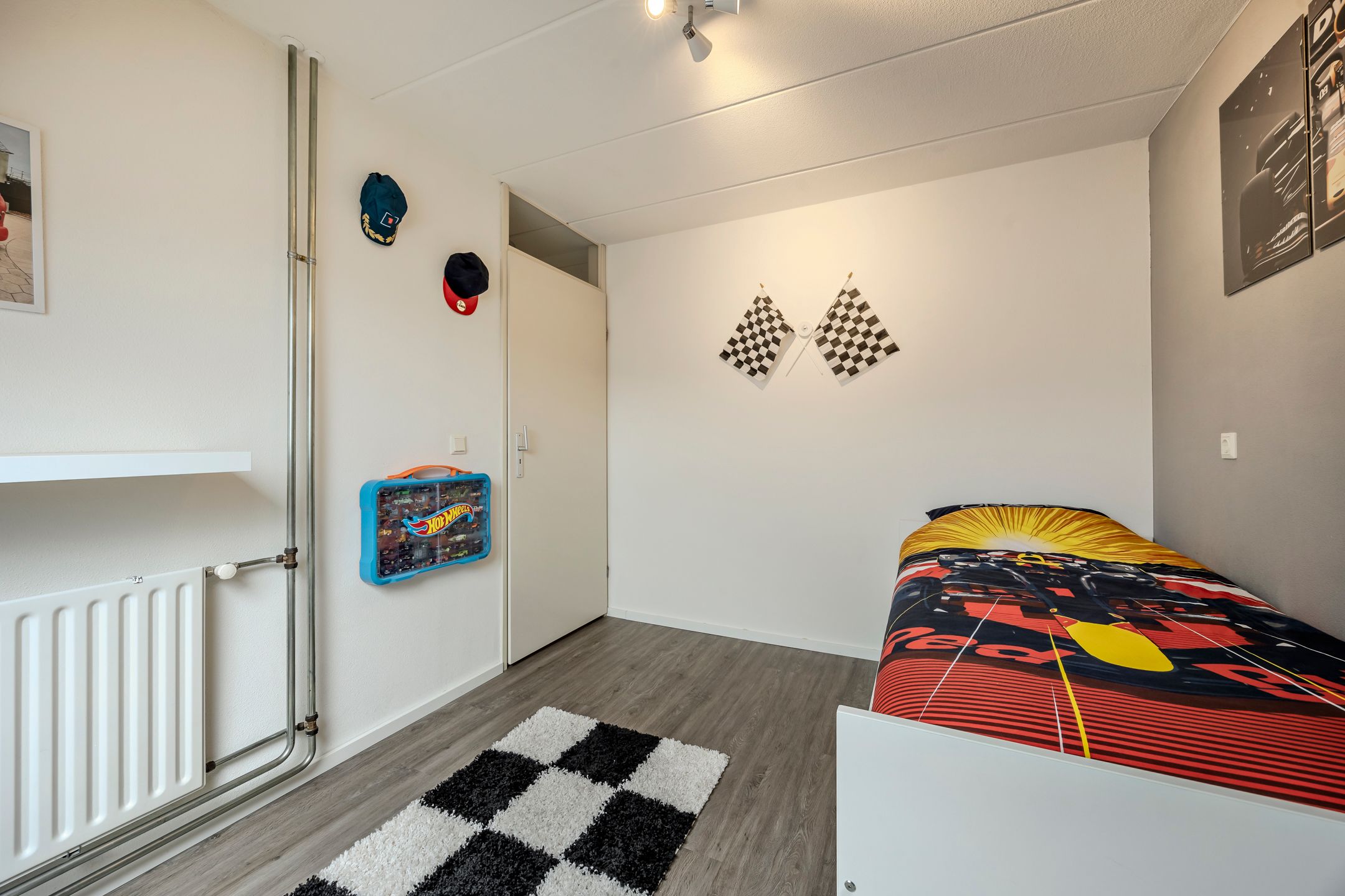 Photo 30 of Bongelakker 55-A