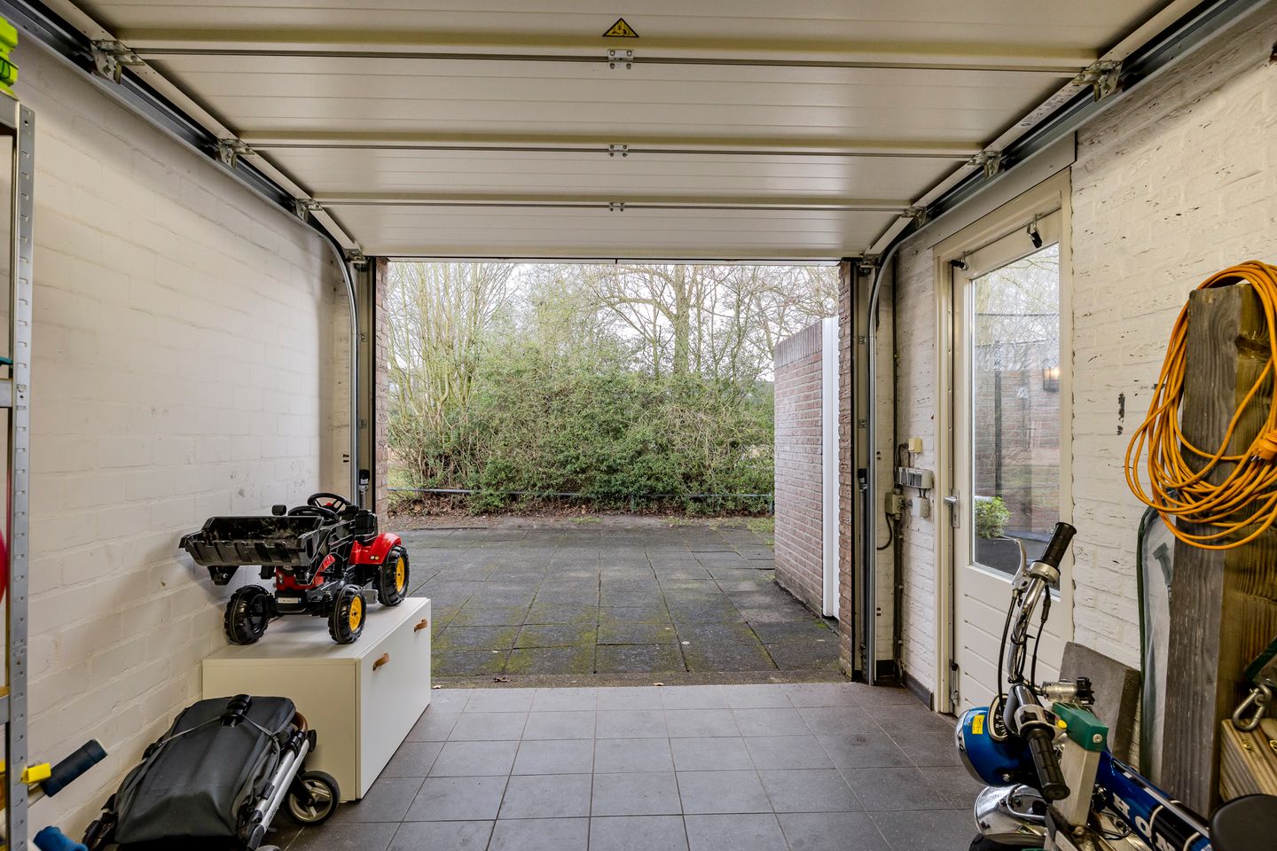 Photo 44 of Bongelakker 55-A