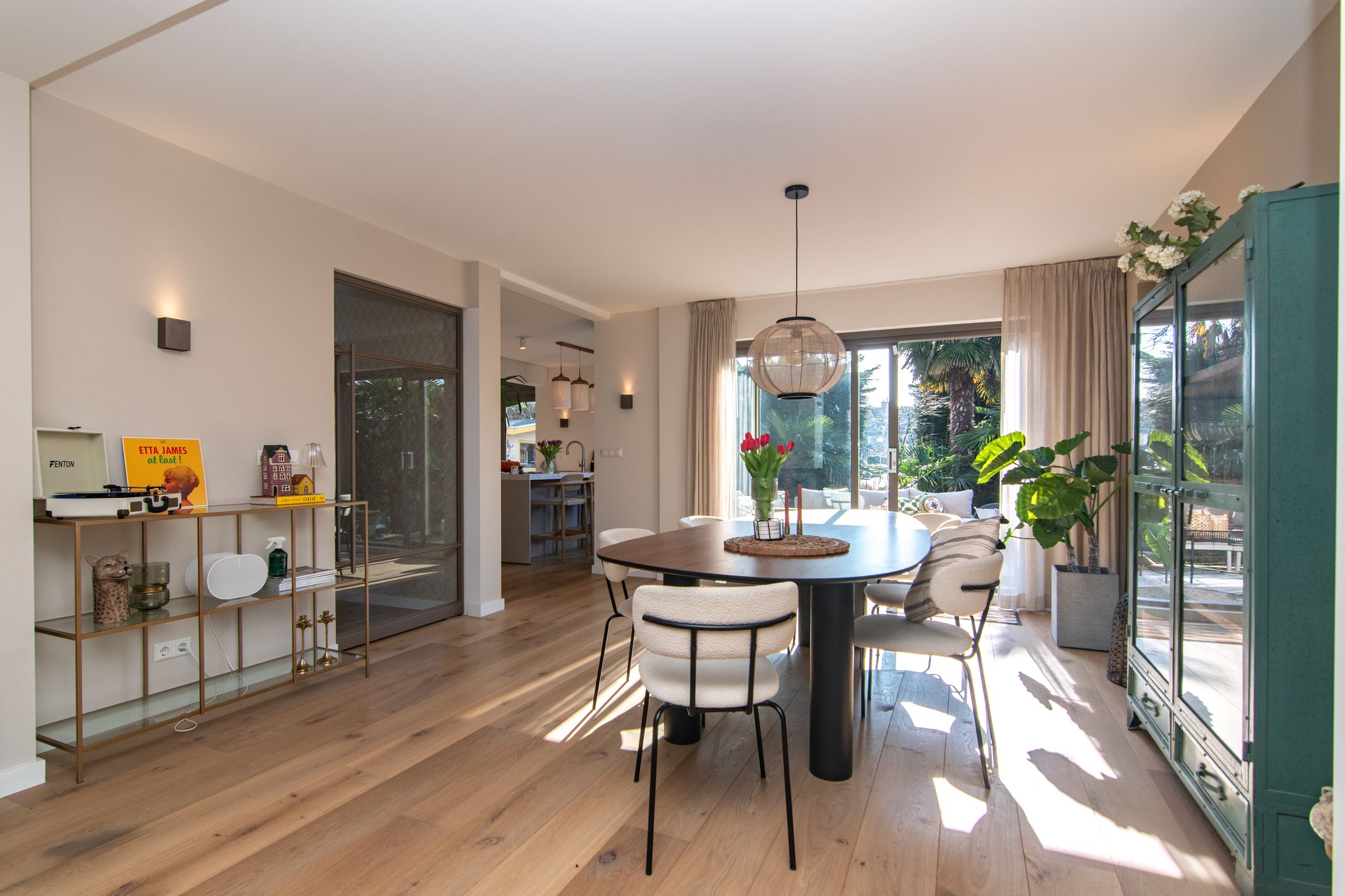 Photo 9 of Pinaskade 23