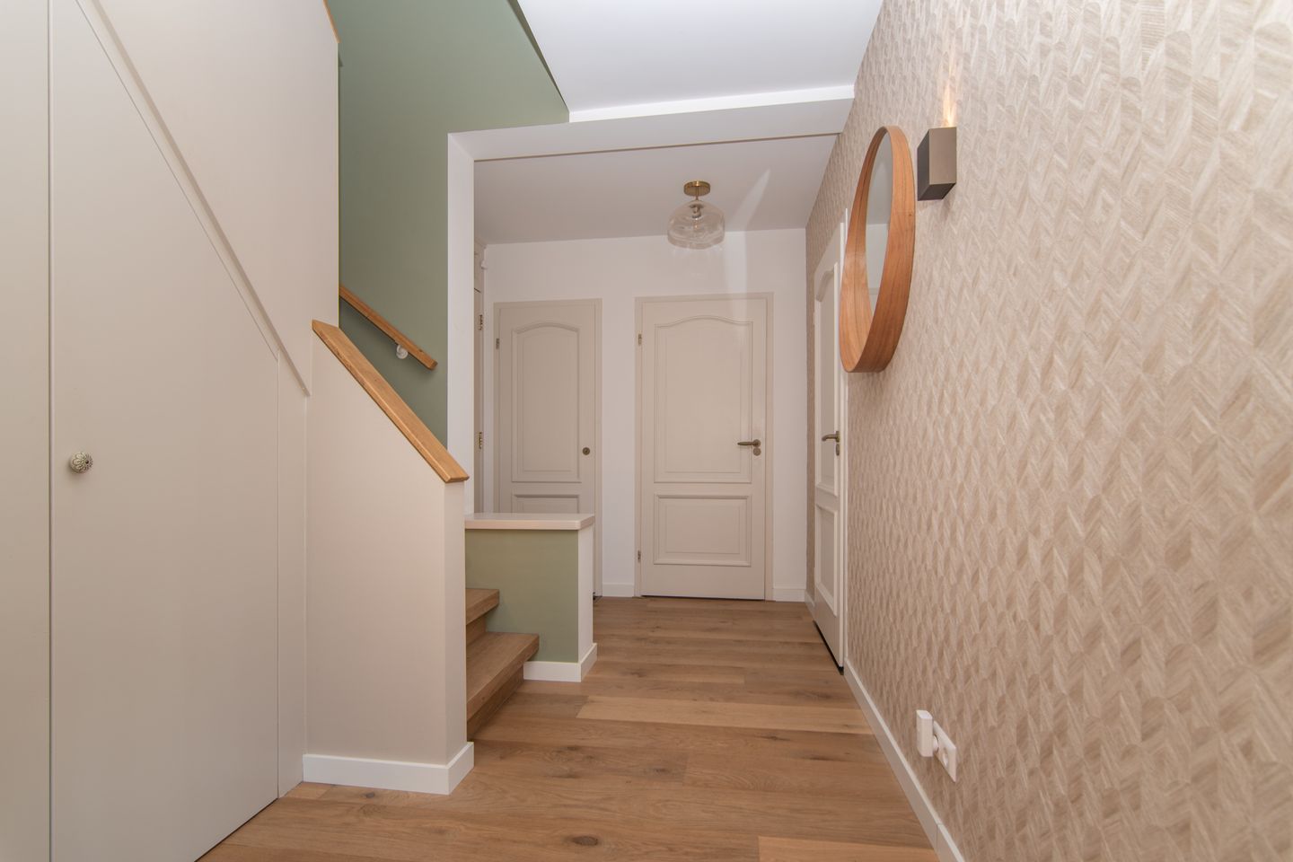 Photo 19 of Pinaskade 23