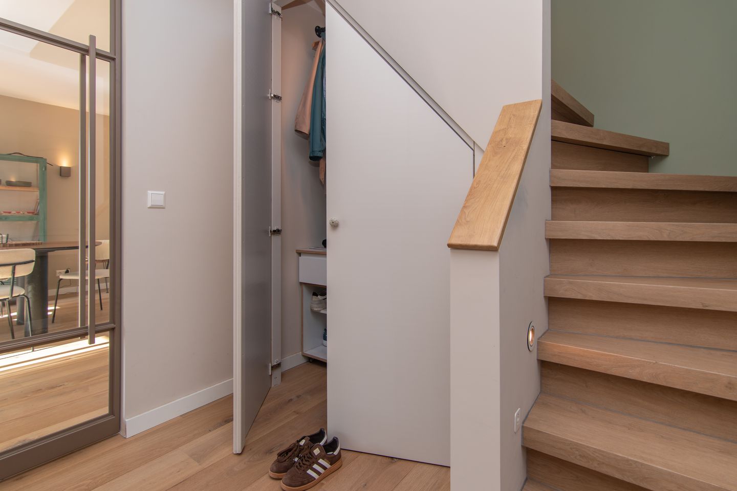 Photo 20 of Pinaskade 23