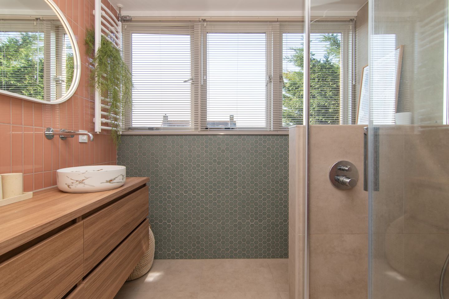 Photo 35 of Pinaskade 23