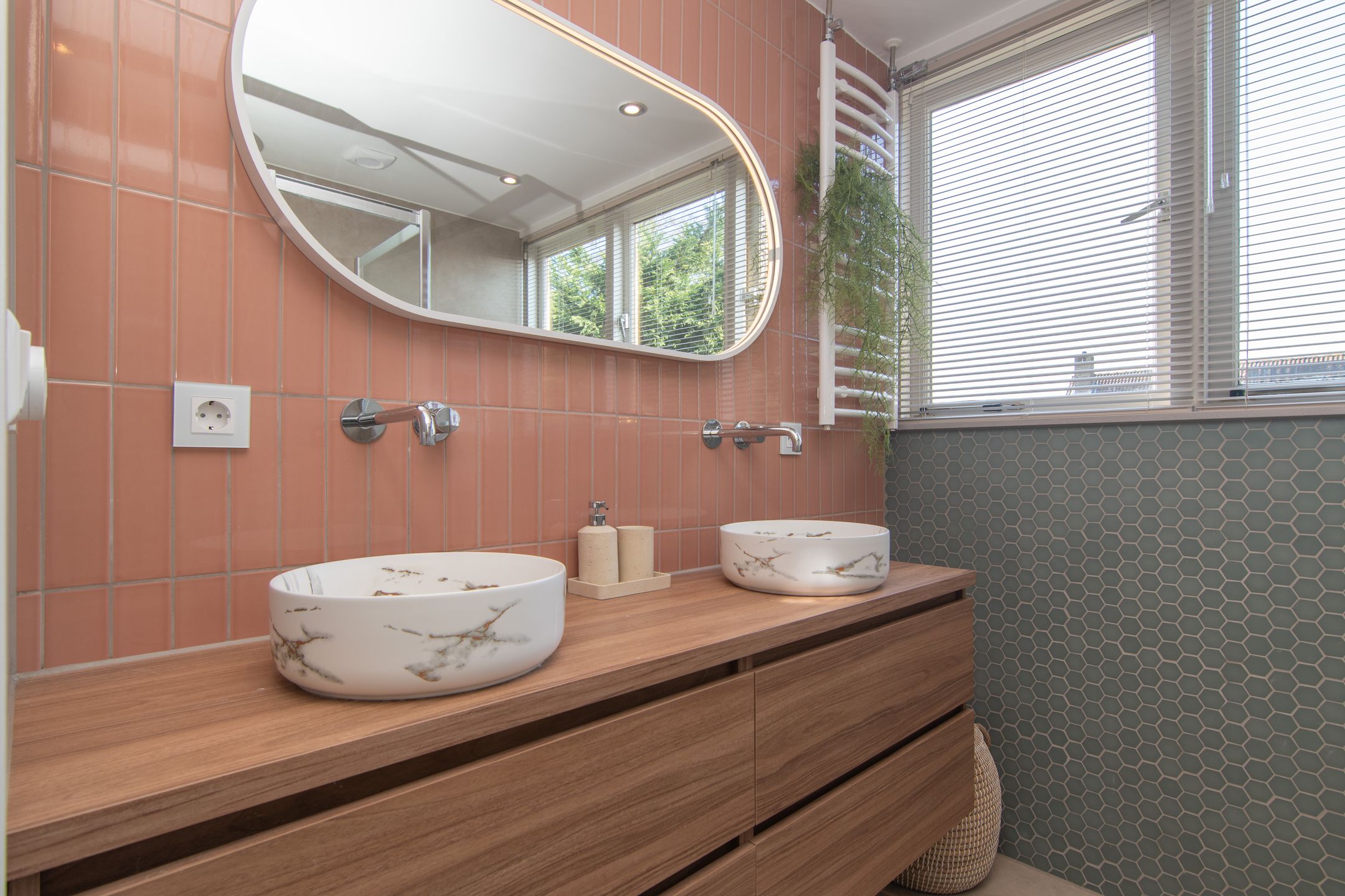 Photo 36 of Pinaskade 23