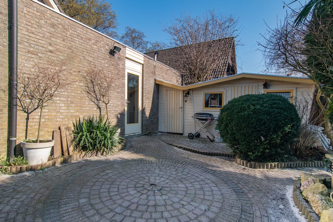 Photo 47 of Pinaskade 23