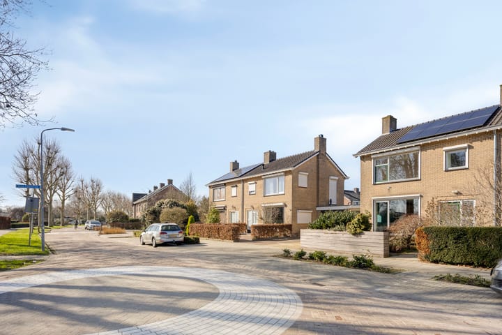 Photo 3 of Thorbeckestraat 64