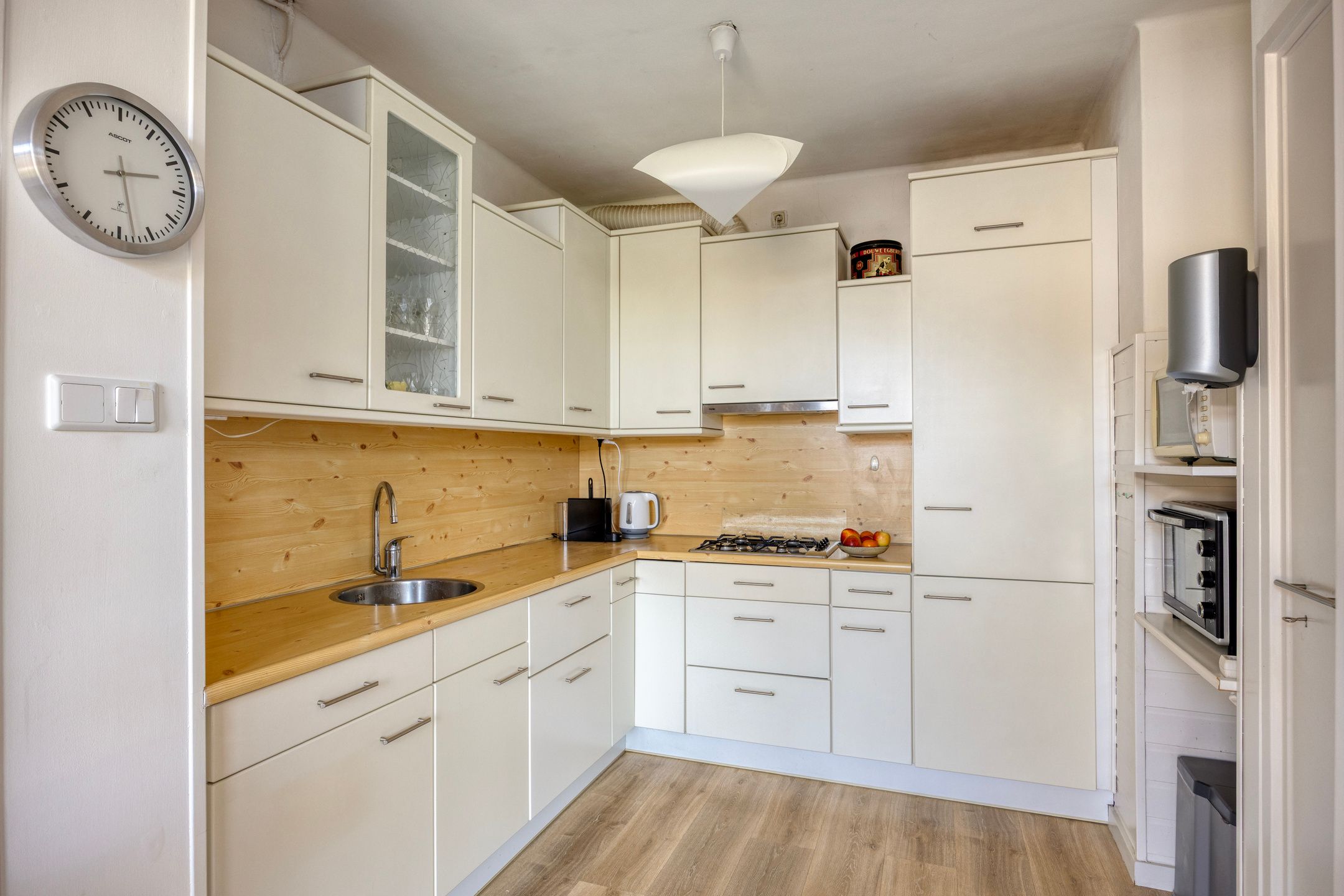 Photo 15 of Thorbeckestraat 64