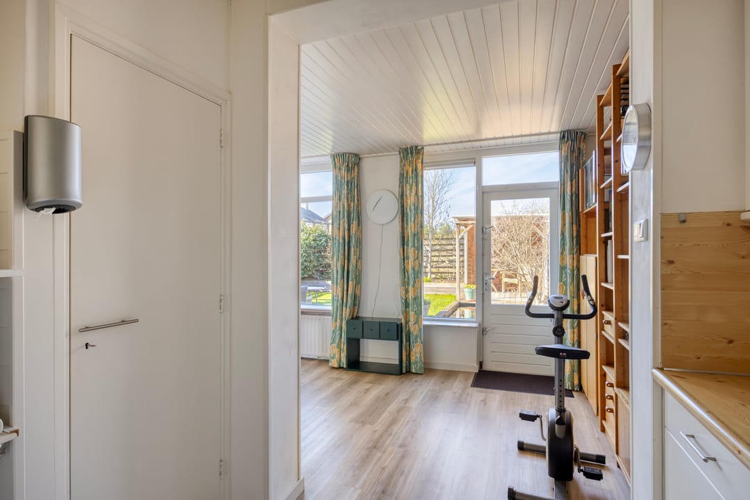 Photo 16 of Thorbeckestraat 64