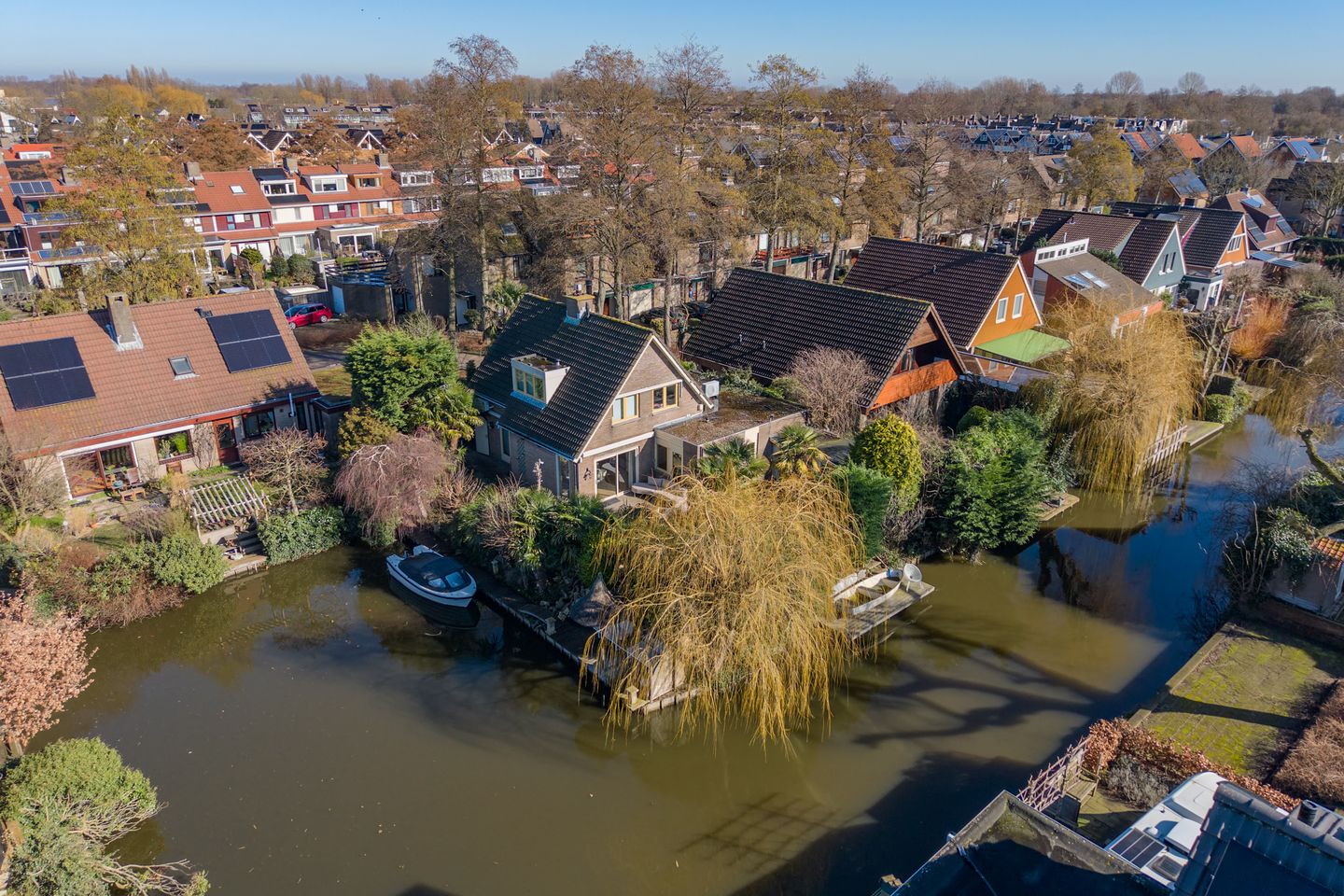 Photo 64 of Pinaskade 23