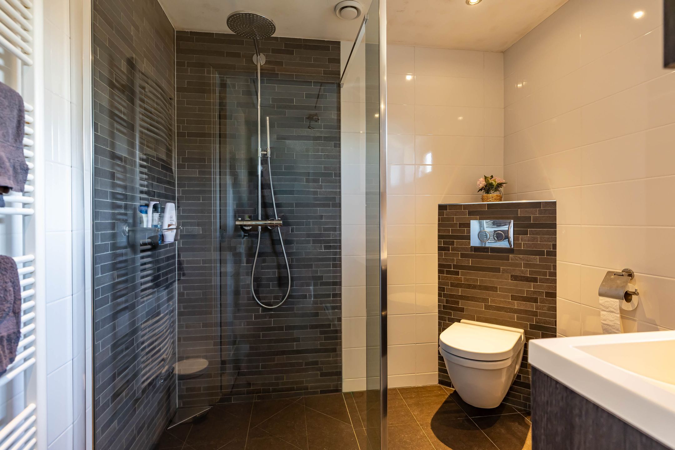 Foto 30 van Burg. Tonckensweg 7