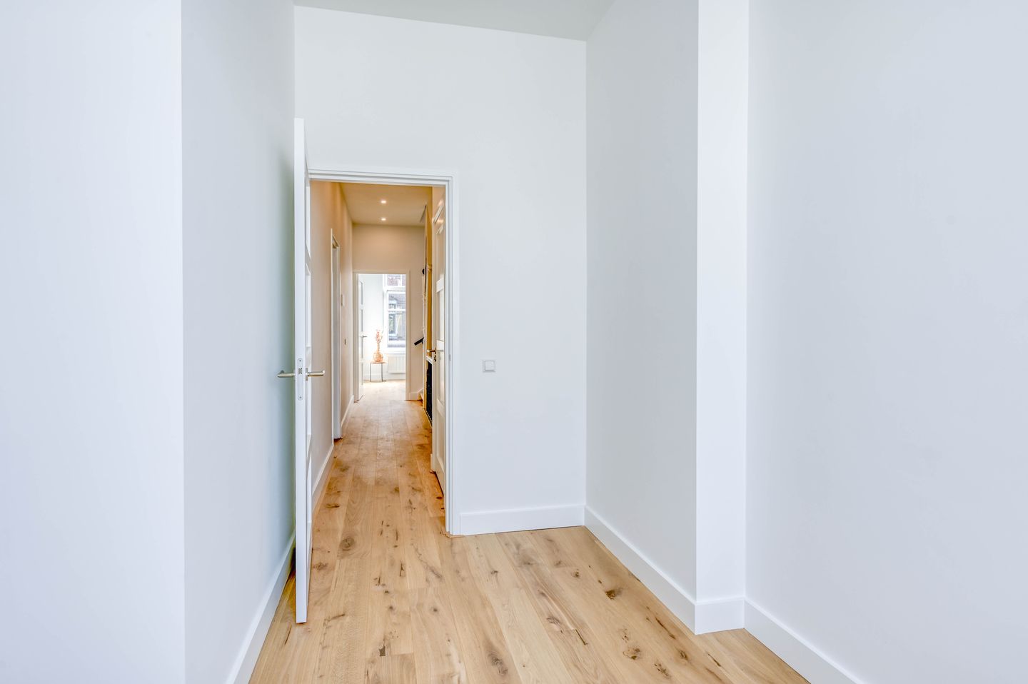 Photo 64 of Columbusstraat 171