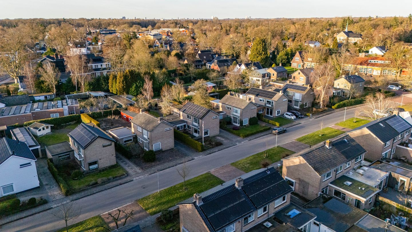 Foto 49 van Burg. Tonckensweg 7