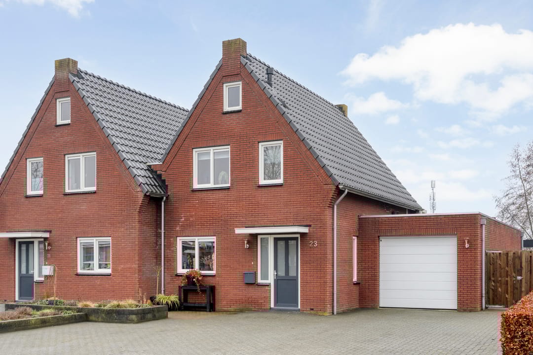 Foto 1 van Dorpsstraat 23
