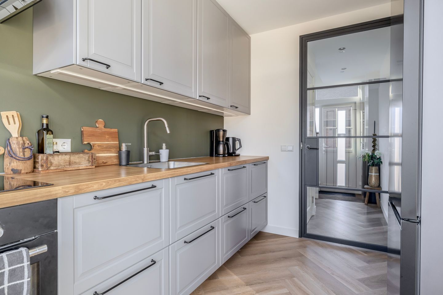 Foto 4 van Anna van Burenstraat 13