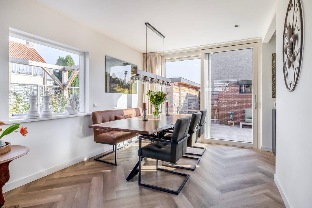 Foto 16 van Anna van Burenstraat 13