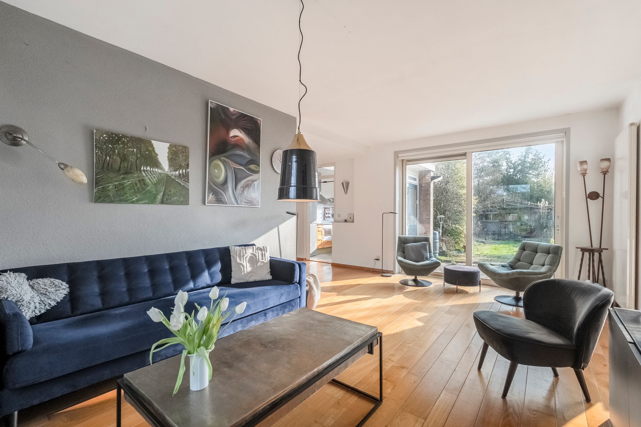 Spacious living with a dream garden in green Heiloo — 13