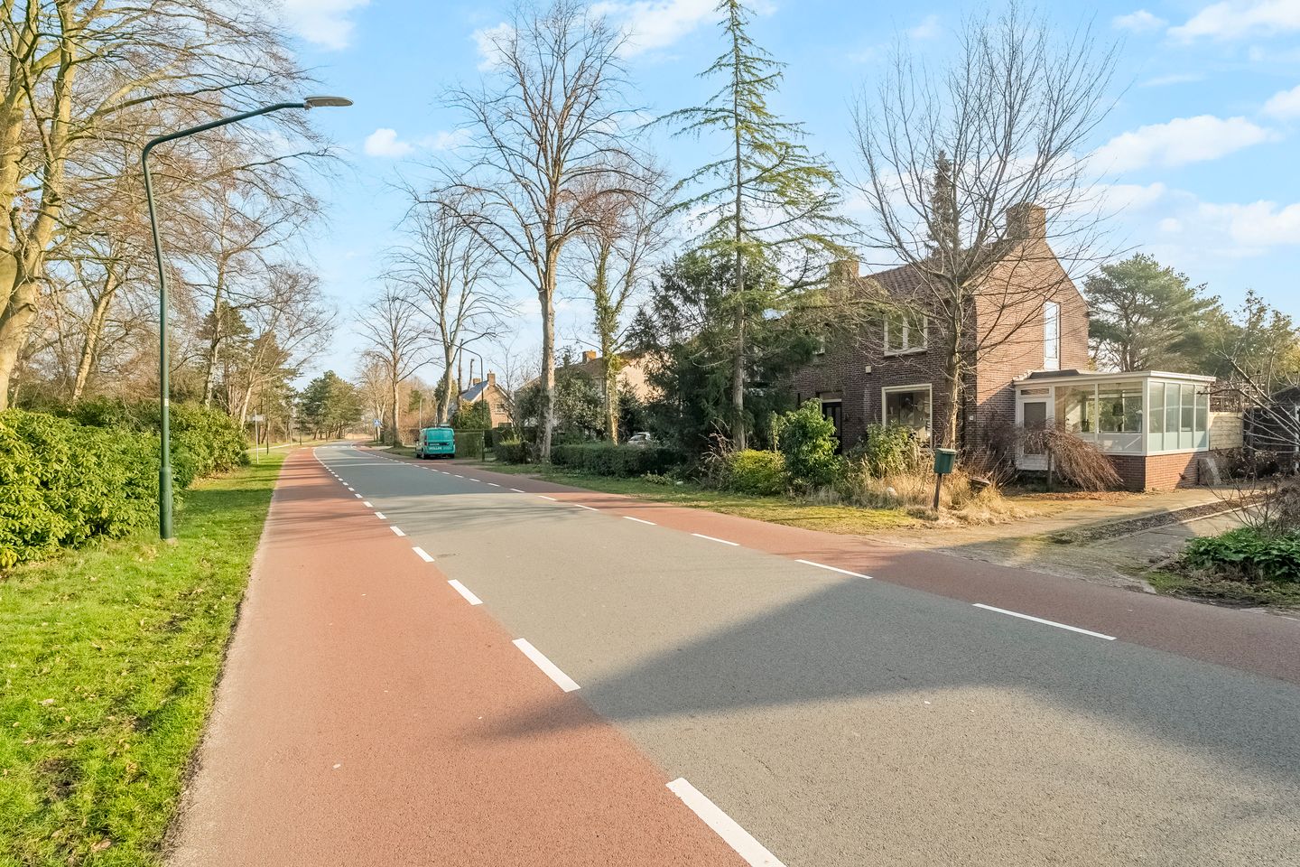 Spacious living with a dream garden in green Heiloo — 38