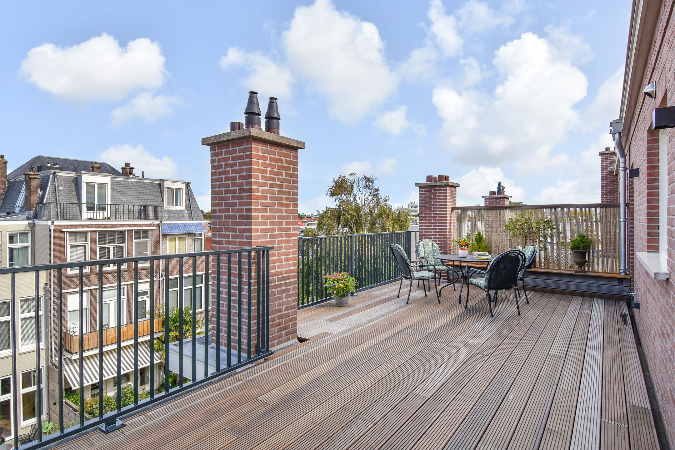 Foto 3 van Beukstraat 27-D