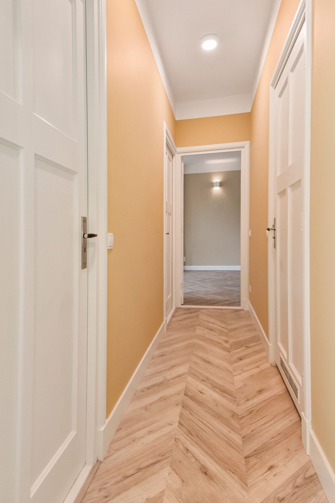 Foto 23 van Beukstraat 27-D