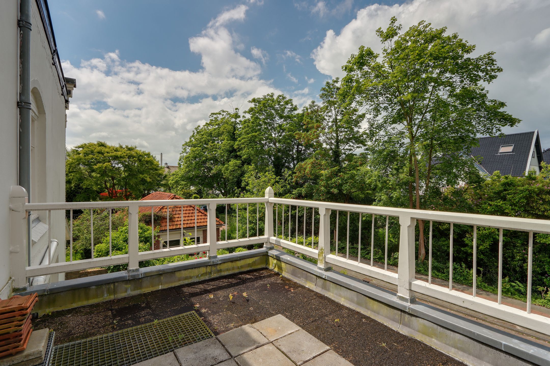 Unique Monumental Villa with Modern Comfort in Beverwijk Vondelkwartier — 27