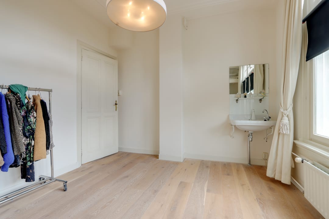 Unique Monumental Villa with Modern Comfort in Beverwijk Vondelkwartier — 32