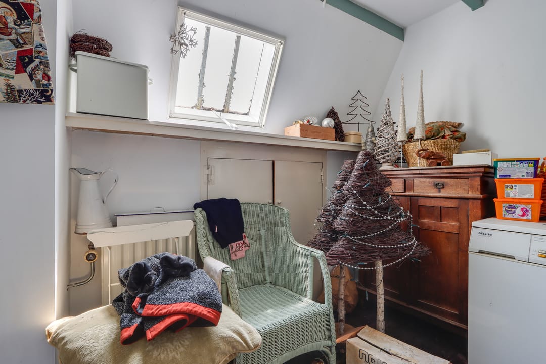 Unique Monumental Villa with Modern Comfort in Beverwijk Vondelkwartier — 41