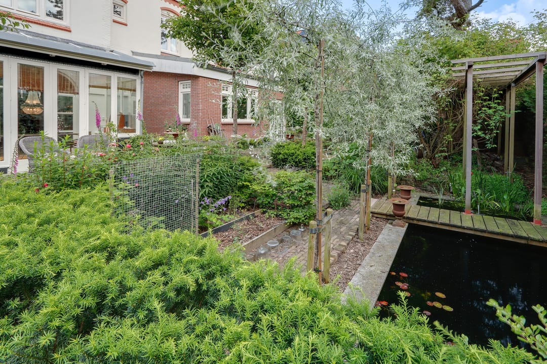 Unique Monumental Villa with Modern Comfort in Beverwijk Vondelkwartier — 56