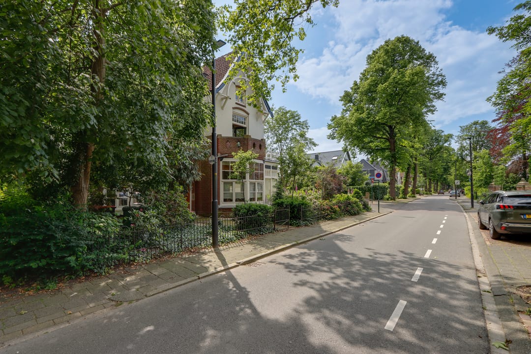 Unique Monumental Villa with Modern Comfort in Beverwijk Vondelkwartier — 58