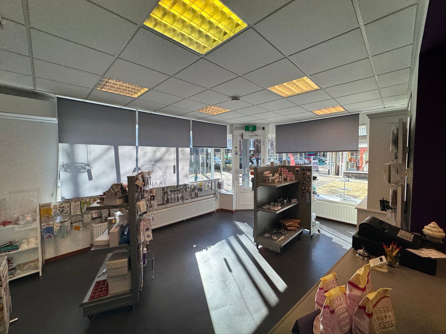 Bekijk foto 3 van Voltastraat 24