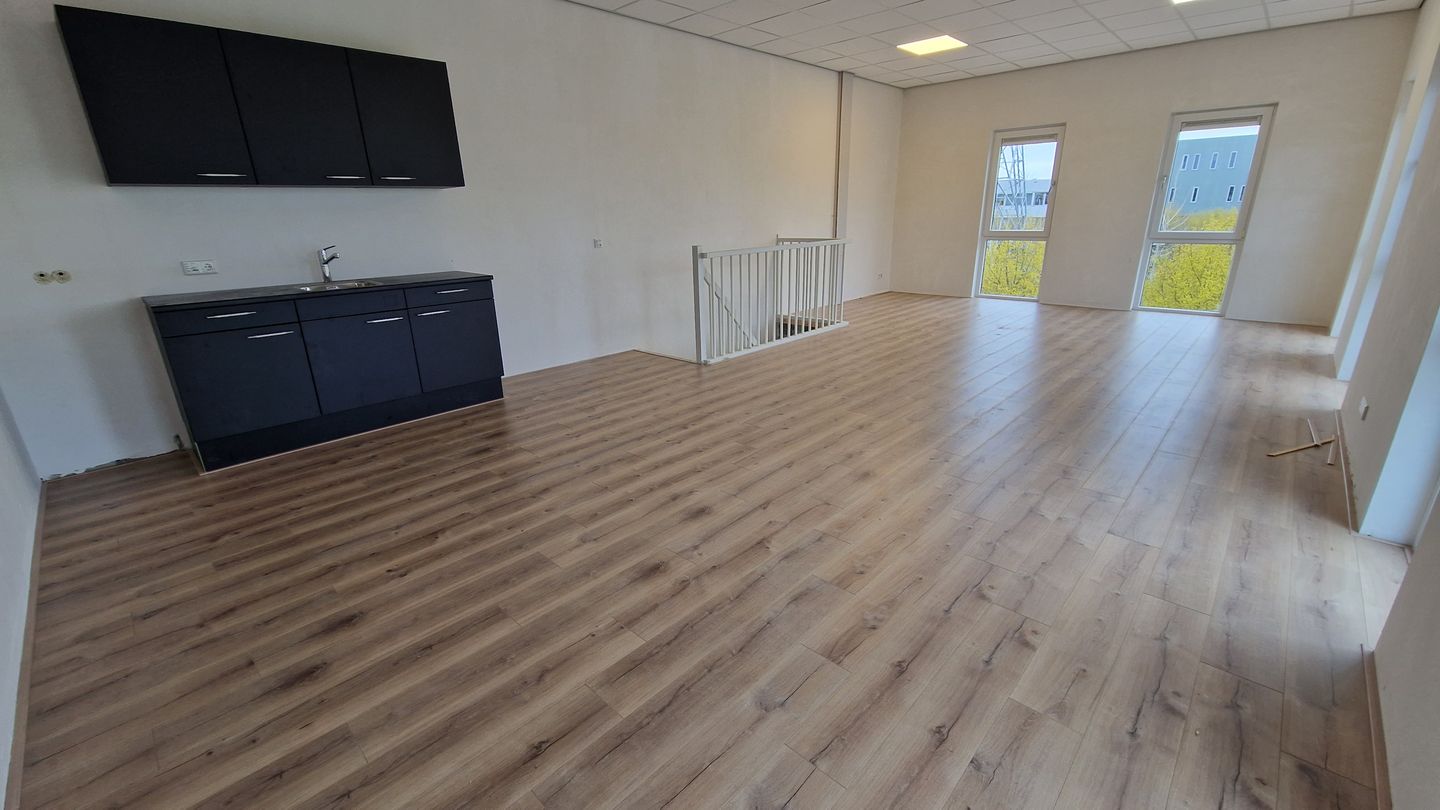 Bekijk foto 3 van Microfoonstraat 84