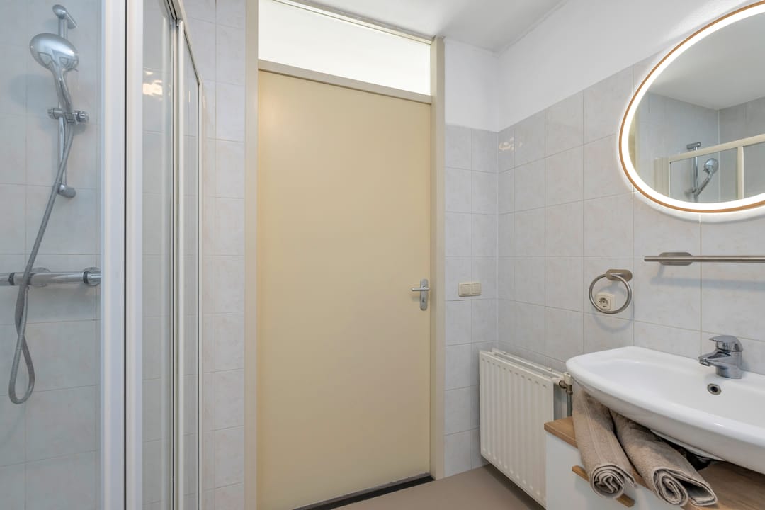 Photo 23 of Saenredamstraat 1