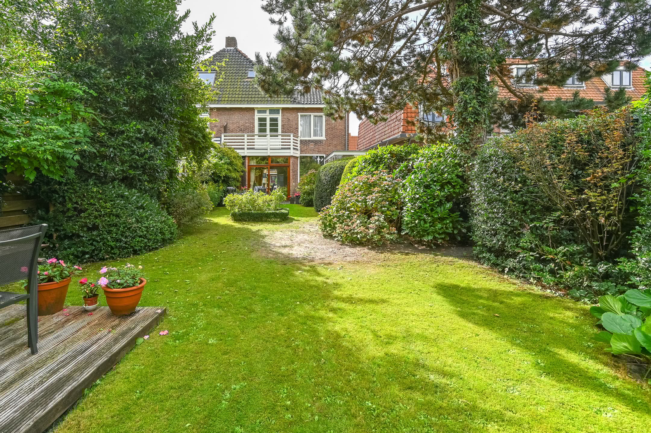 Foto 42 van Julianastraat 19