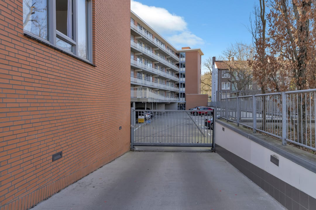 Photo 53 of Saenredamstraat 1