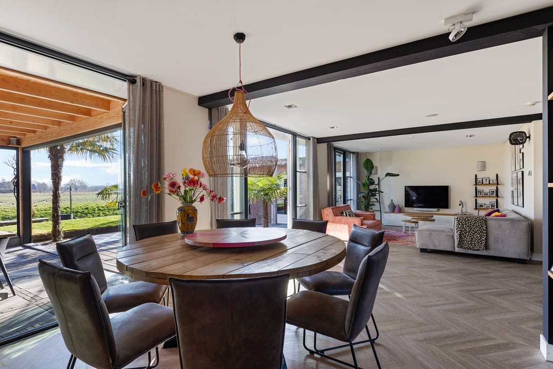 Foto 11 van Pinksterbloemhof 15