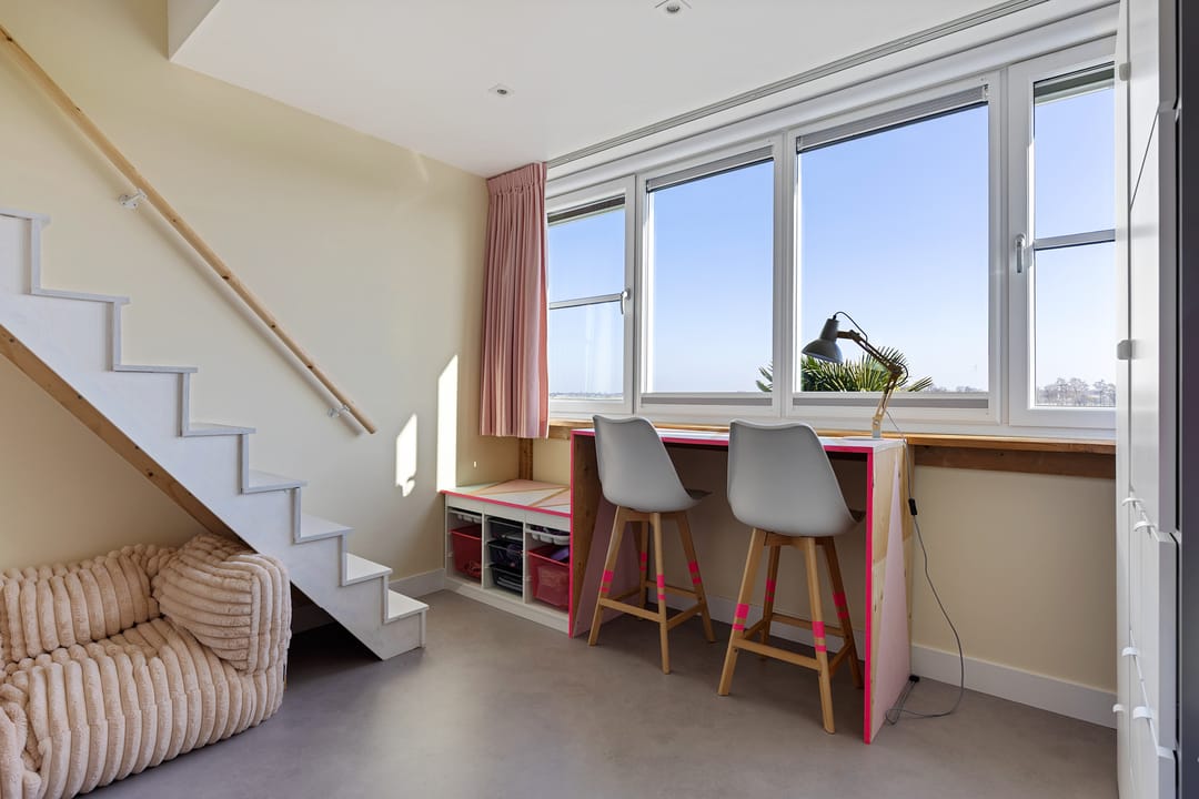 Foto 22 van Pinksterbloemhof 15