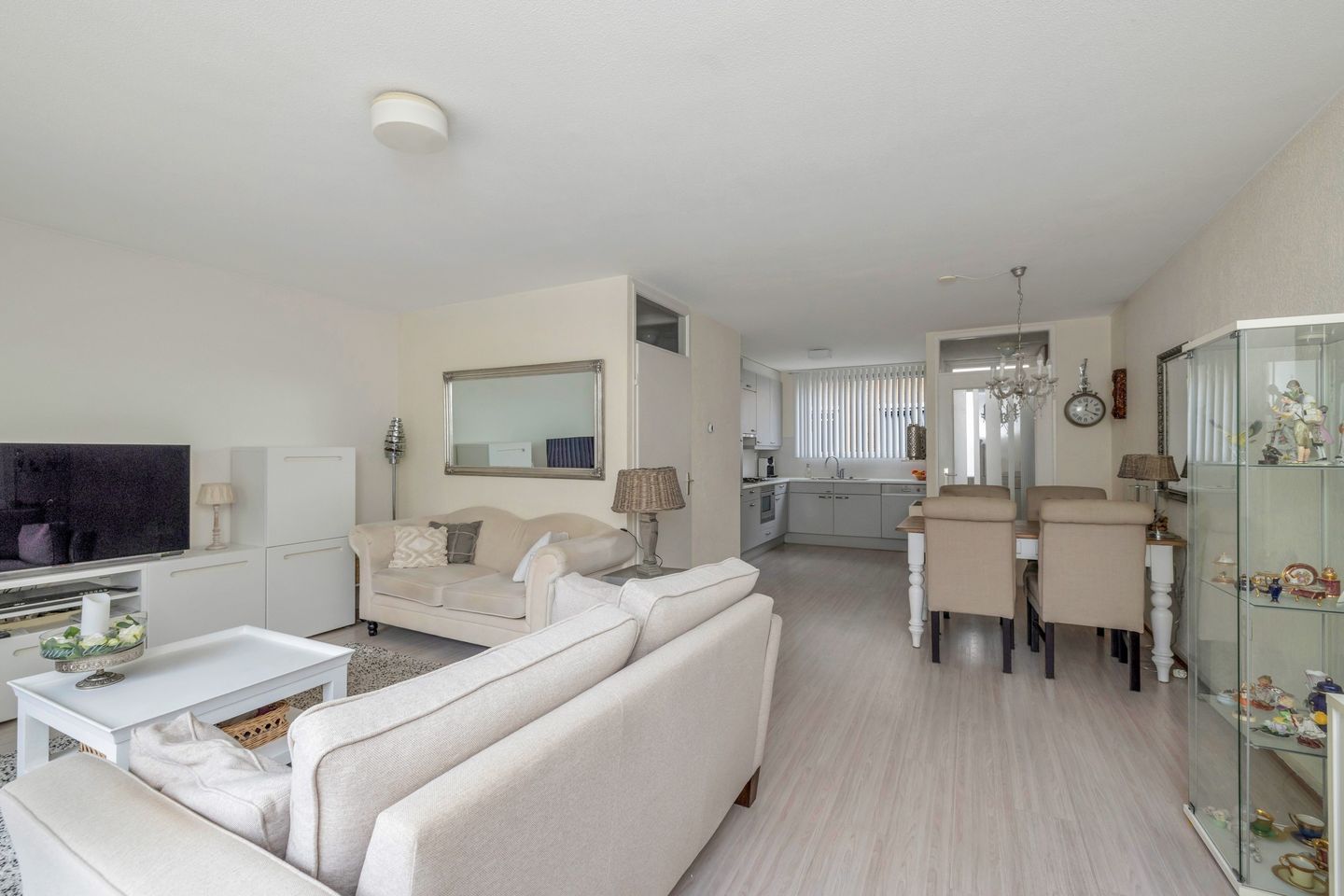 Foto 14 van Desselstraat 5