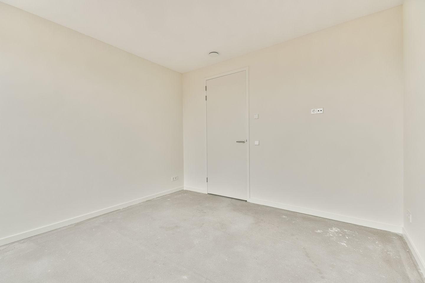 Photo 25 of Senefelderstraat 39