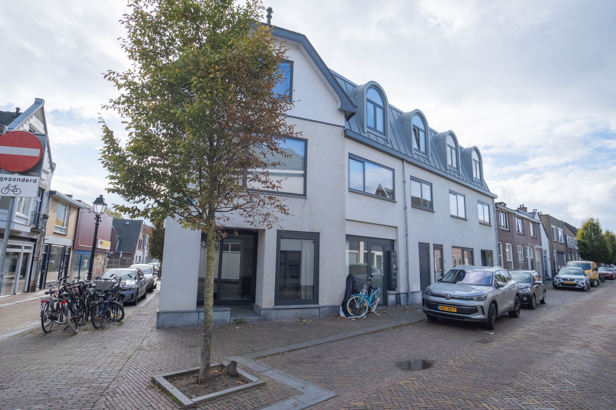Buying a house in The Netherlands., Noordwal 1-B