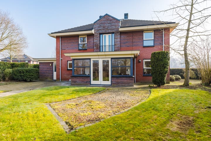 Photo 4 of Fonteinkruid 45