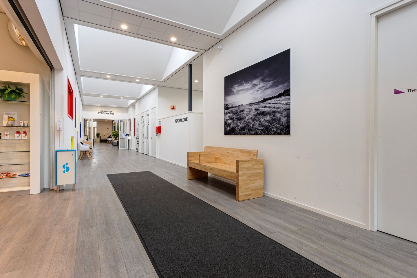 Bekijk foto 4 van De Coubertinlaan 10-b