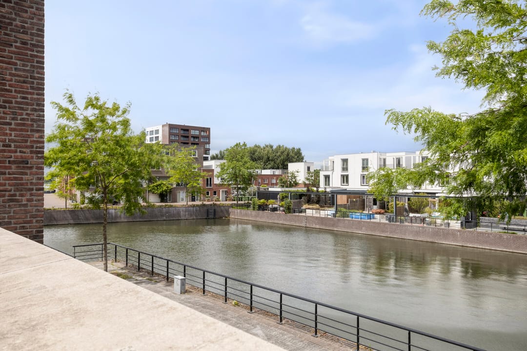 Foto 26 van Zilverschat 45