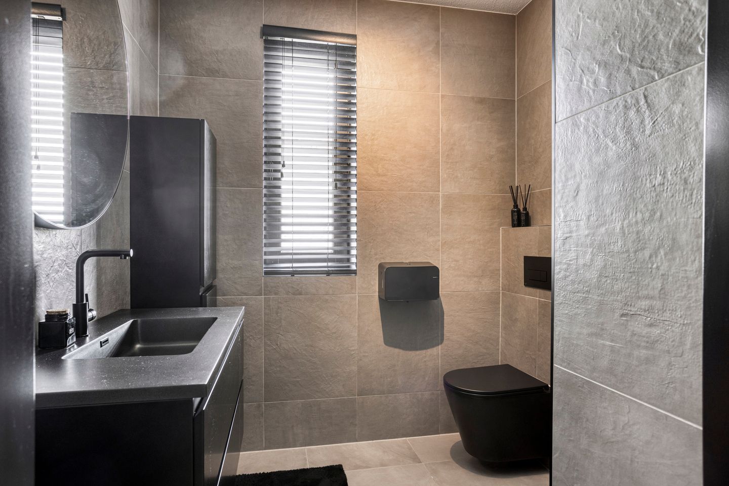 Foto 29 van Zilverschat 45