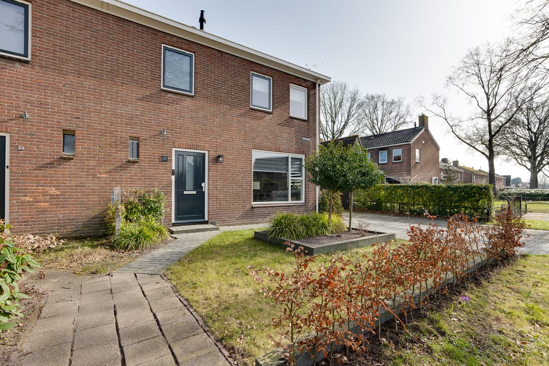 Foto 2 van Rijnskamp 3-C