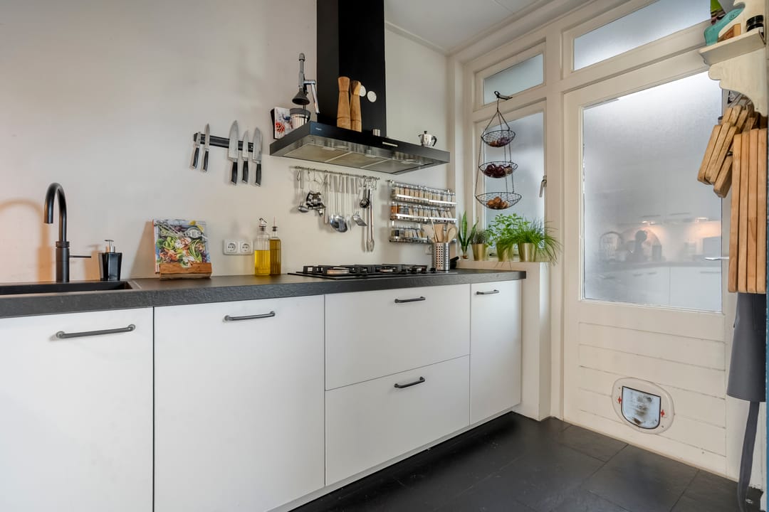 Photo 16 of Ambonstraat 68