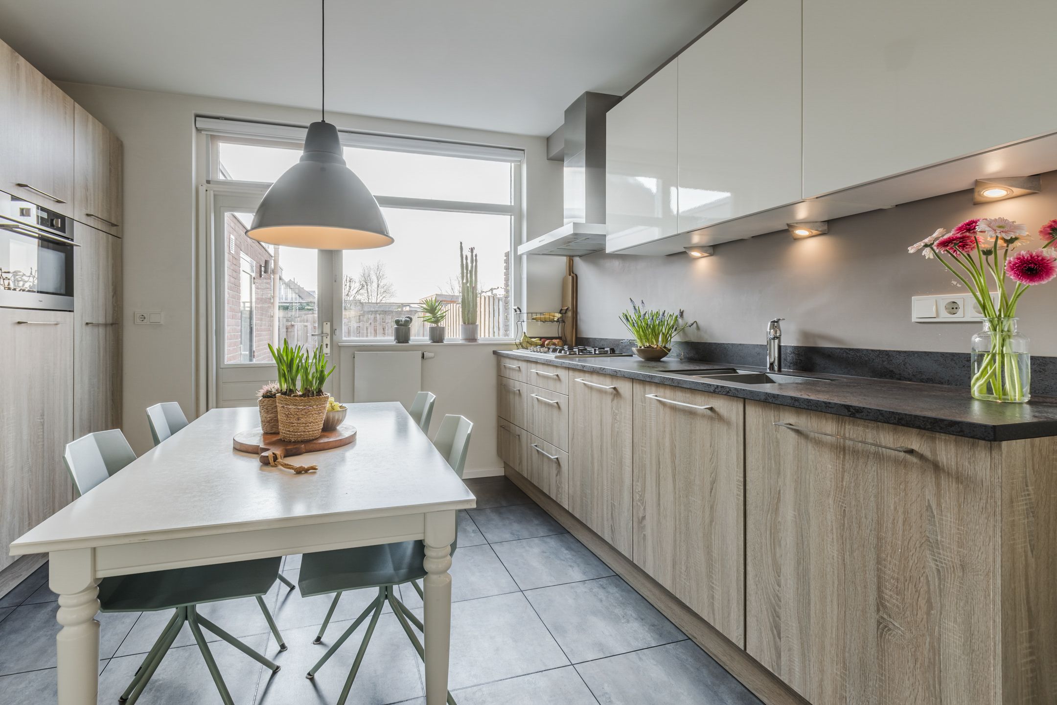 Foto 3 van Esdoornstraat 4