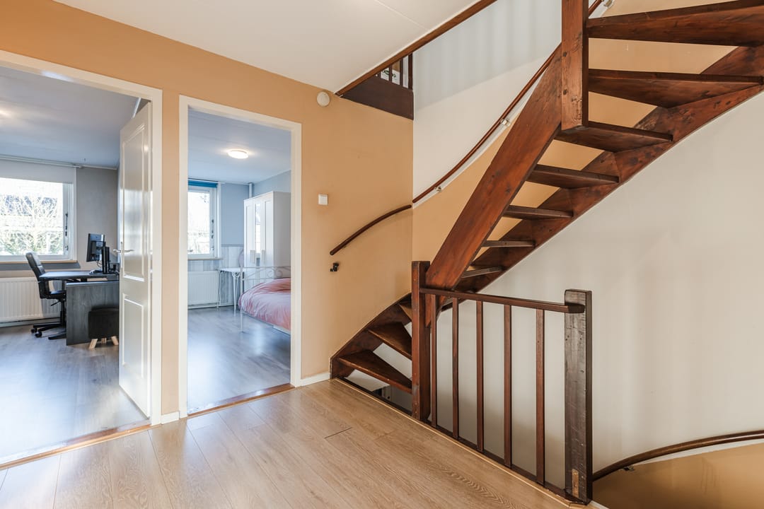 Foto 32 van Esdoornstraat 4