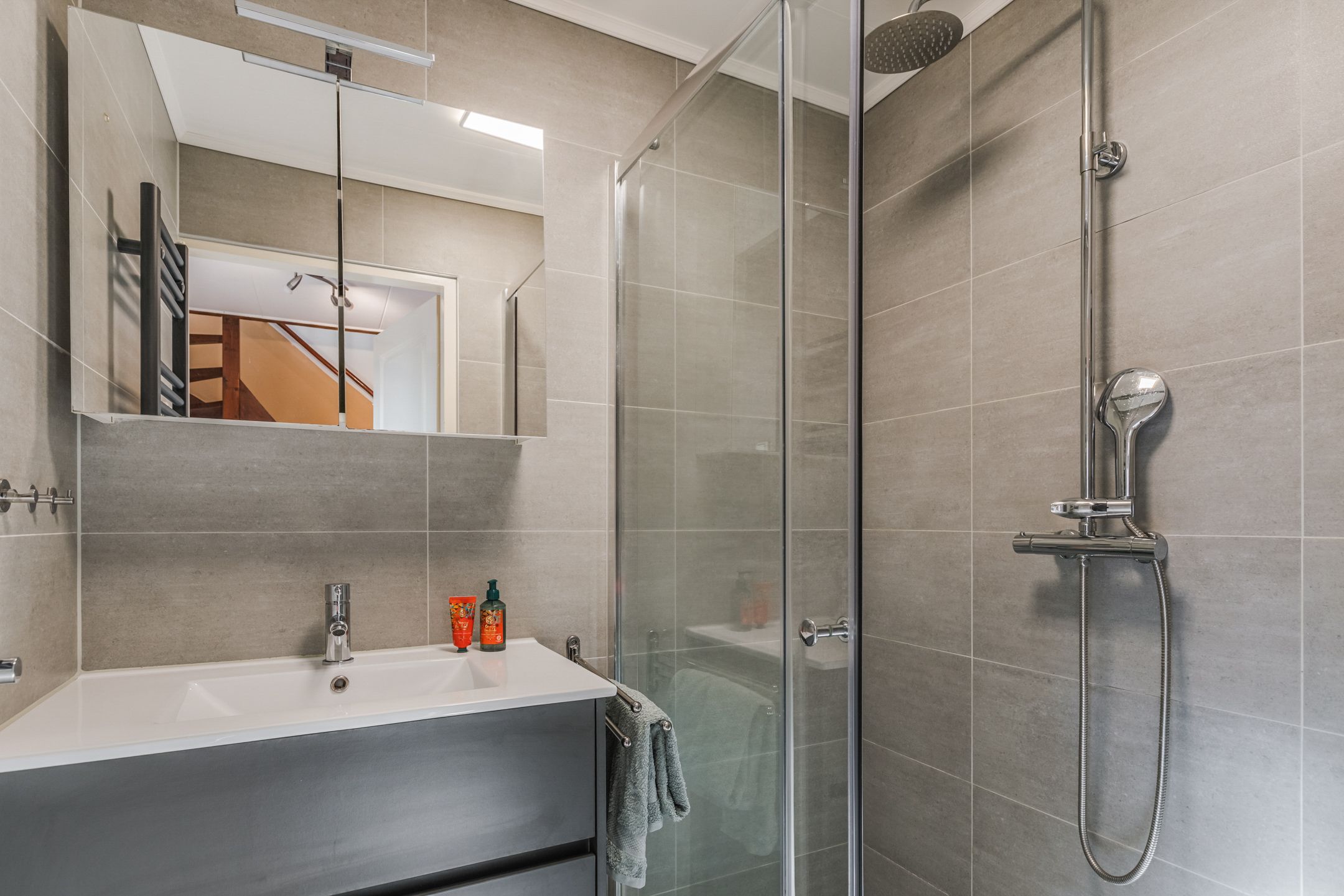 Foto 30 van Esdoornstraat 4