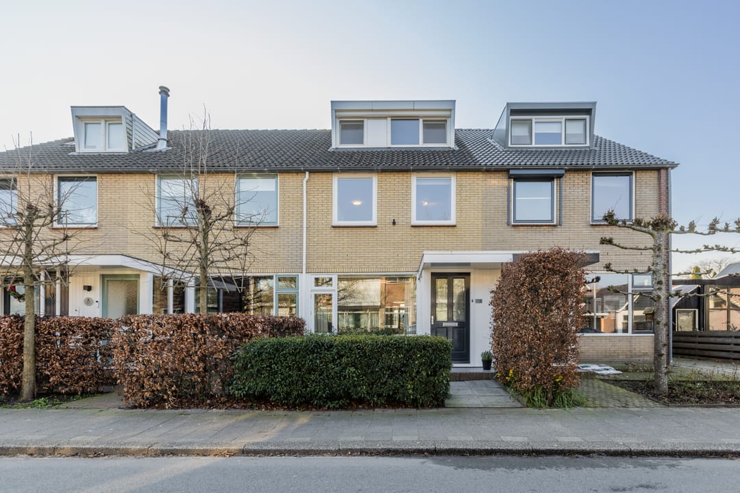 Foto 41 van Esdoornstraat 4