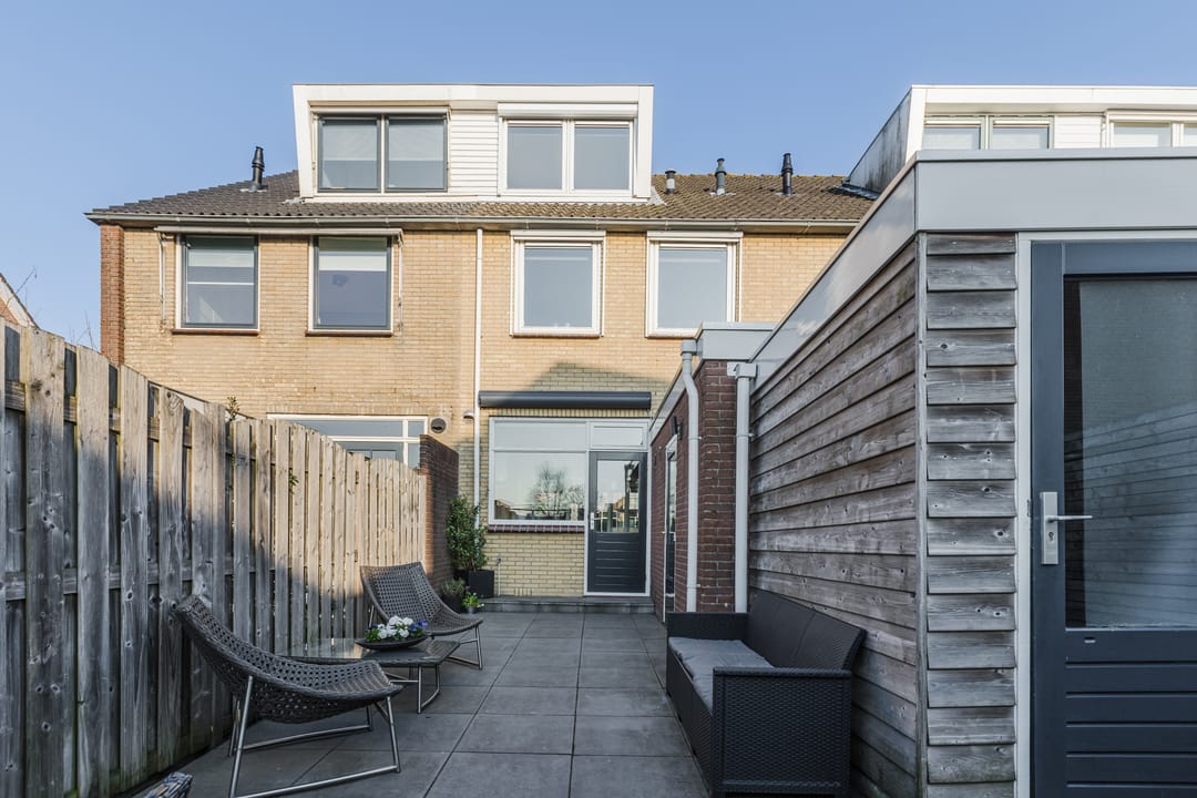 Foto 37 van Esdoornstraat 4