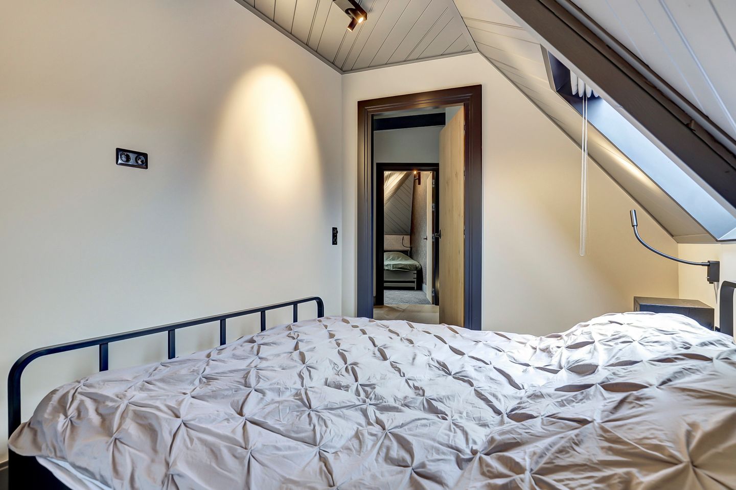 Foto 29 van H J Schimmelstraat 7