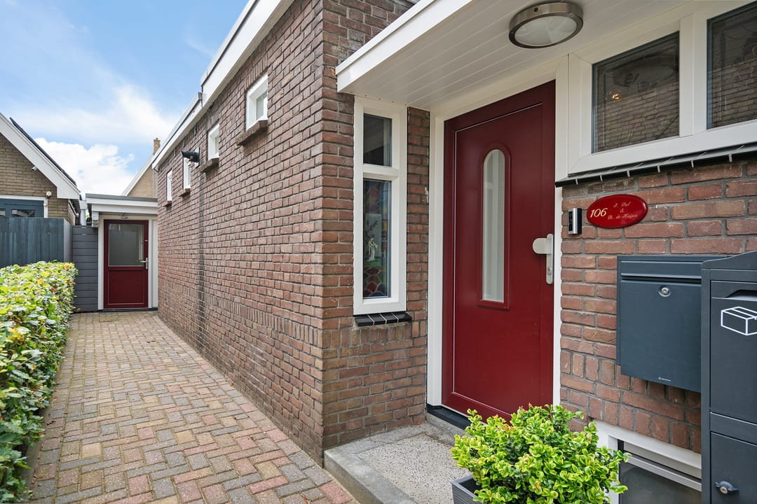 Photo 16 of van Echtenstraat 106
